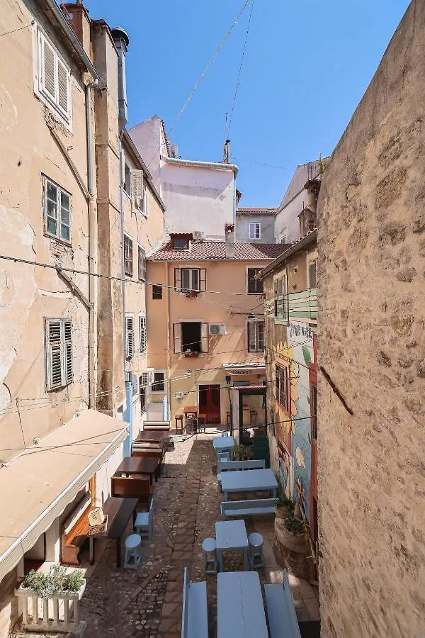 City Premium Rooms Old Town Zadar Croatia